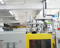 新宇發(fā)注塑車間自動化設(shè)備